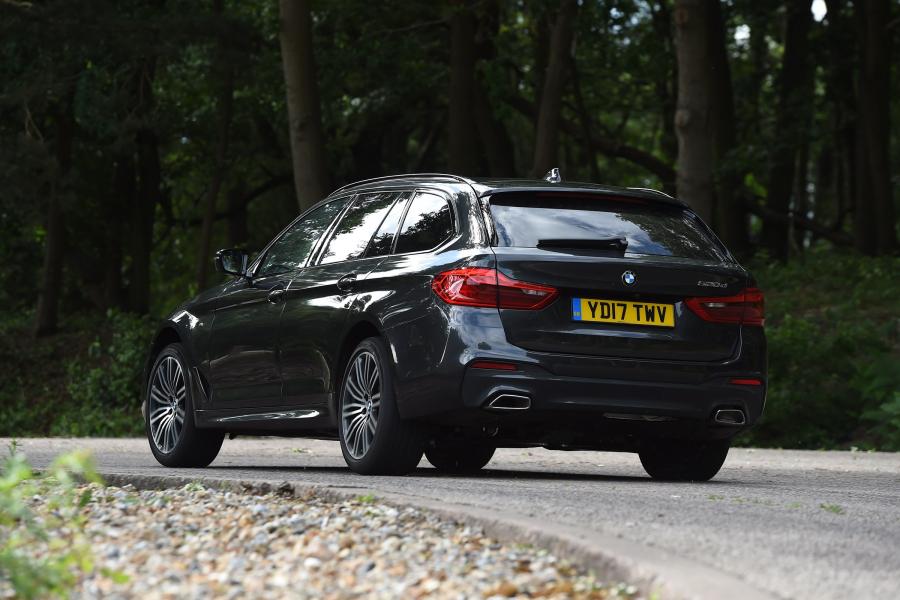  BMW 520d Touring M Sport 2017 года  (UK) (фото 24 из 32)